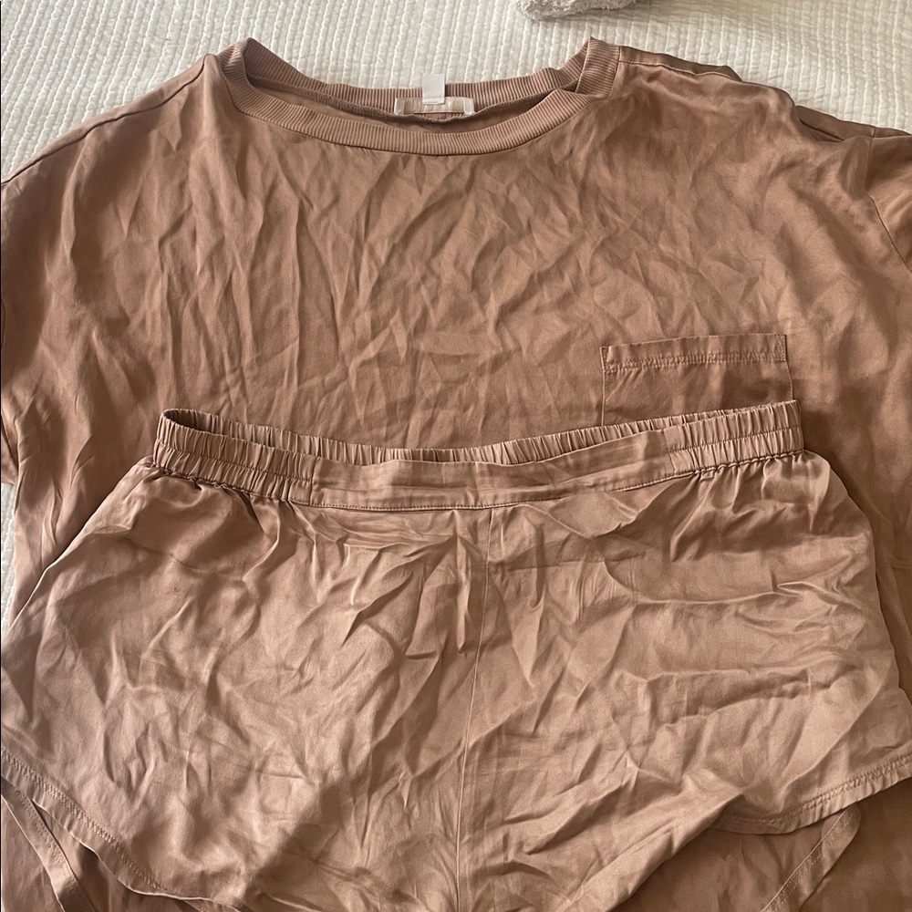 Lunya - silk sleepwear set